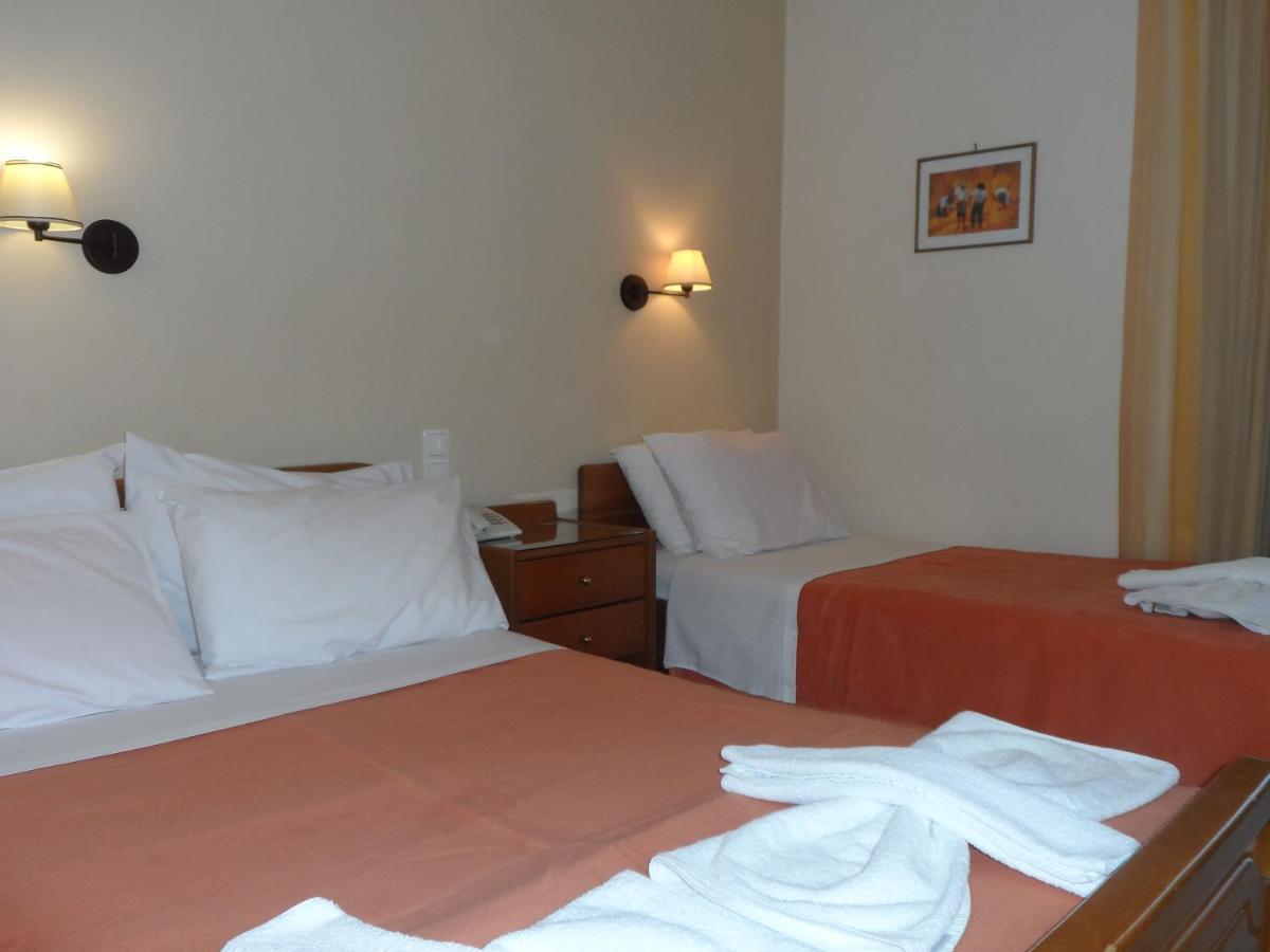 Hotel Prigipikon Suites And Sofites Loutra Ipatis Exterior foto